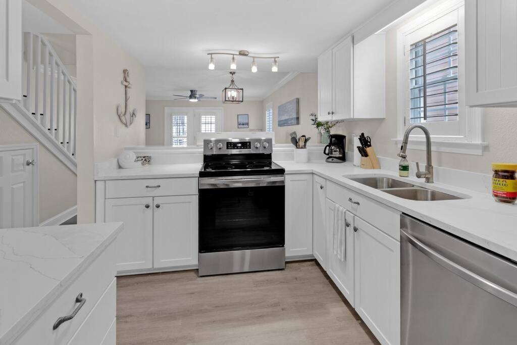 Charming Holiday Isle Destin Beach Access Townhome Luaran gambar