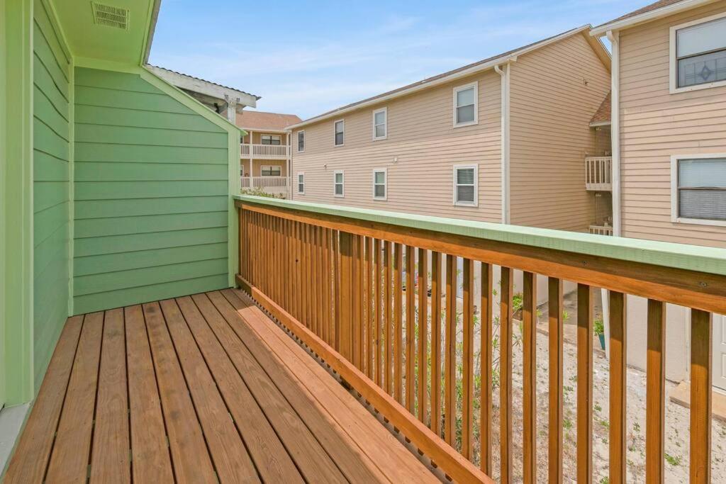 Charming Holiday Isle Destin Beach Access Townhome Luaran gambar